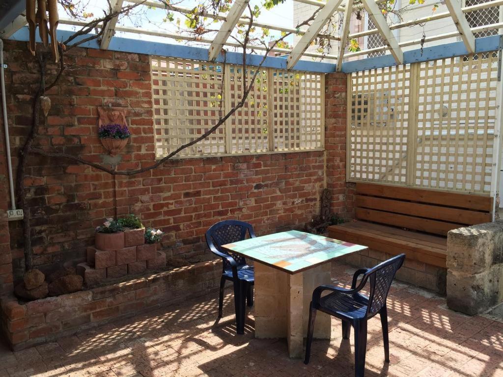 Hay Street Traveller'S Inn Perth Exterior foto